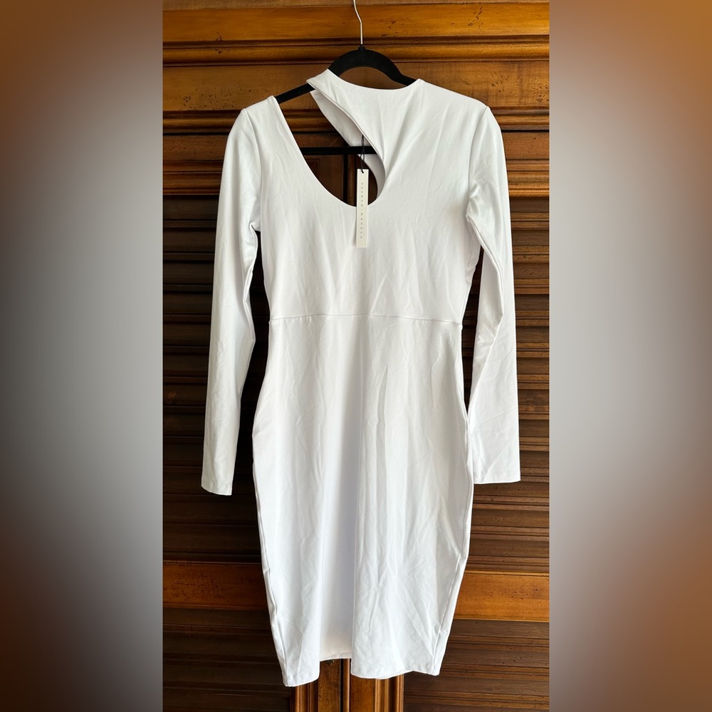 NWT Susana Monaco  cut out gorgeous dress long sleeves size Large